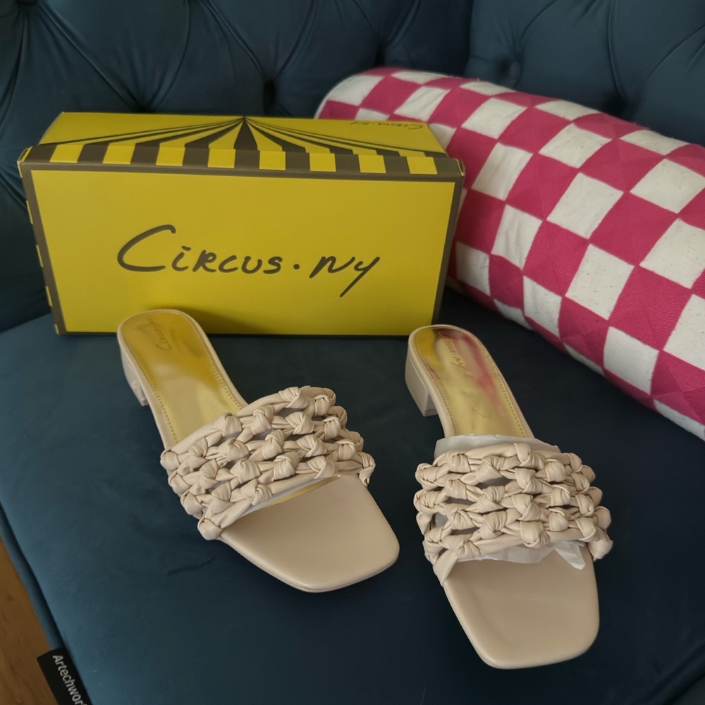 Circus by Sam Edelman - Kenna Slide Sandal - Vanilla Bean - Size 11